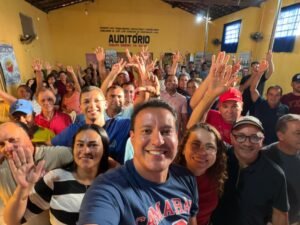 felipe camarão reúne agricultores em são luís gonzaga e apresenta propostas para a agricultura familiar