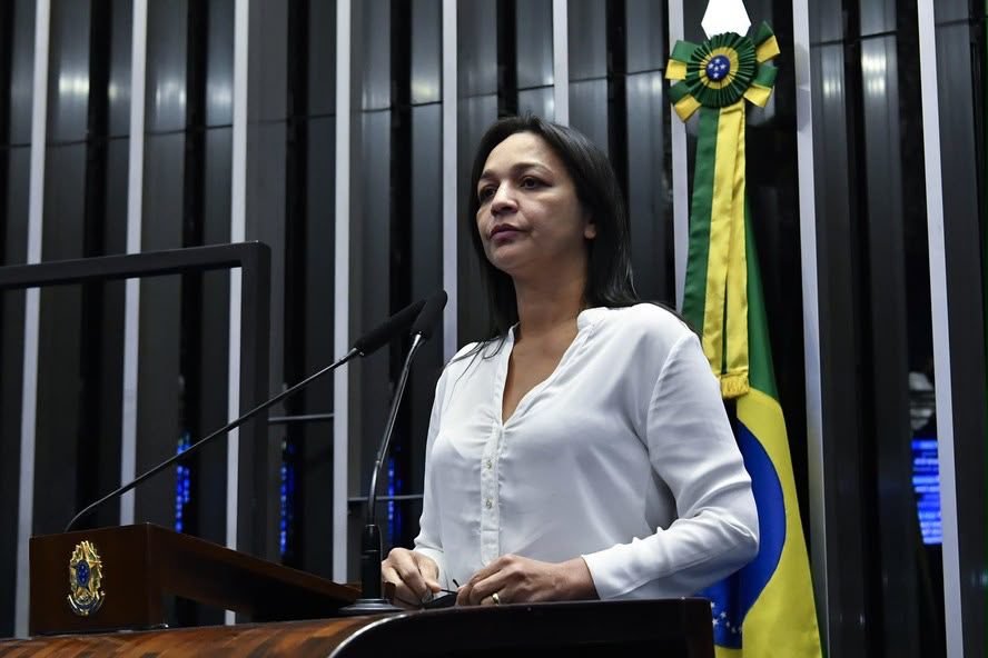 eliziane gama cobra ações urgentes do governo federal para combater crise de abastecimento de água em municípios do maranhão