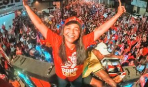 eliziane gama comanda grande ato político em pinheiro e fortalece palanque de lula na baixada maranhense